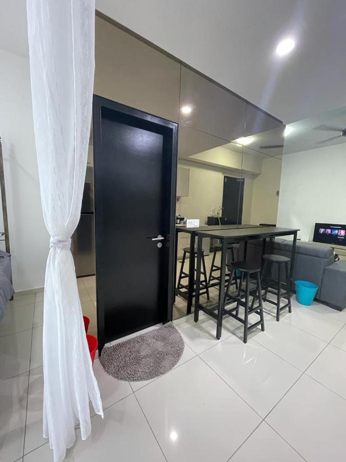 Kyra Homestay Centrus Soho Cyberjaya *Wifi And Pool* المظهر الخارجي الصورة